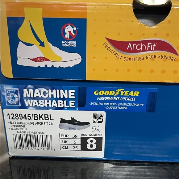 Skechers Black and Blue Max Cushion arch fit Slip-Ons - Picture 11 of 11